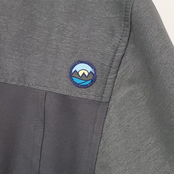 New! Wicking Button Down Shirt - Picture 5 of 11